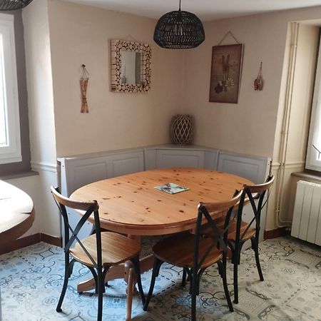 Maison De Village Dans Une Rue Calme Ax-les-Thermes Bagian luar foto